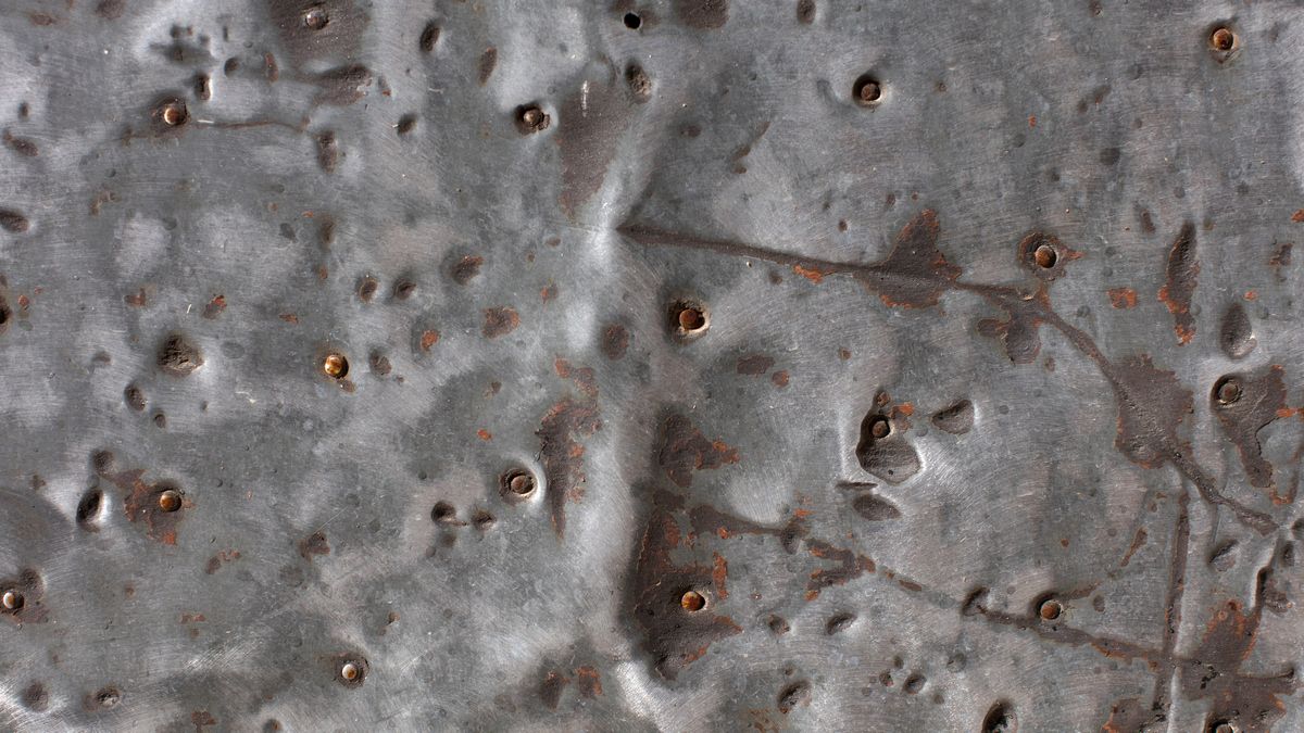 Эксперимент доказал, что металл способен к самовосстановлению при комнатной температуре Эксперимент доказал, что металл способен к самовосстановлению при комнатной температуре