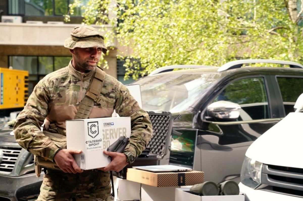 Метінвест безкоштовно поставив до ЗСУ вже майже 2000 тепловізорів та прицілів Метінвест безкоштовно поставив до ЗСУ вже майже 2000 тепловізорів та прицілів