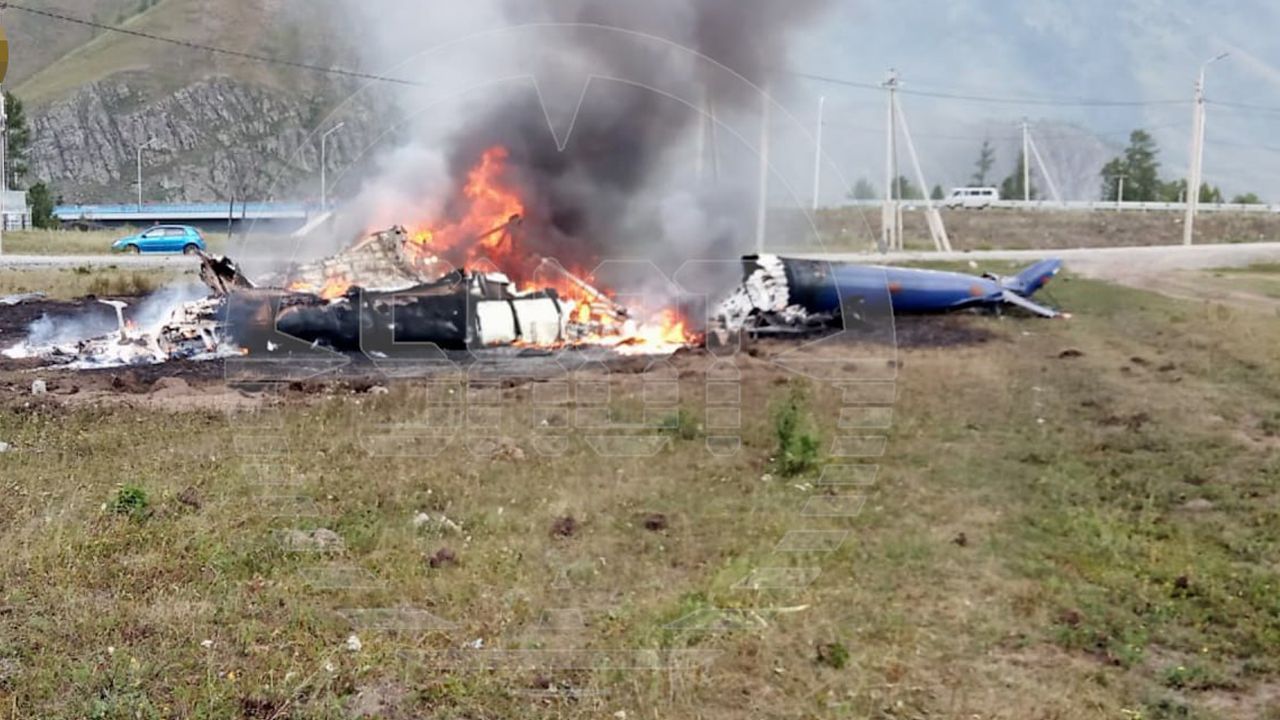 Гелікоптер на Алтаї згорів майже вщент