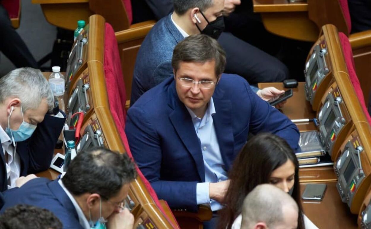 Холодова 31.07.2023 виключили зі Слуги народу - голова партії підписала розпорядження - 24 Канал Холодова 31.07.2023 виключили зі Слуги народу - голова партії підписала розпорядження - 24 Канал