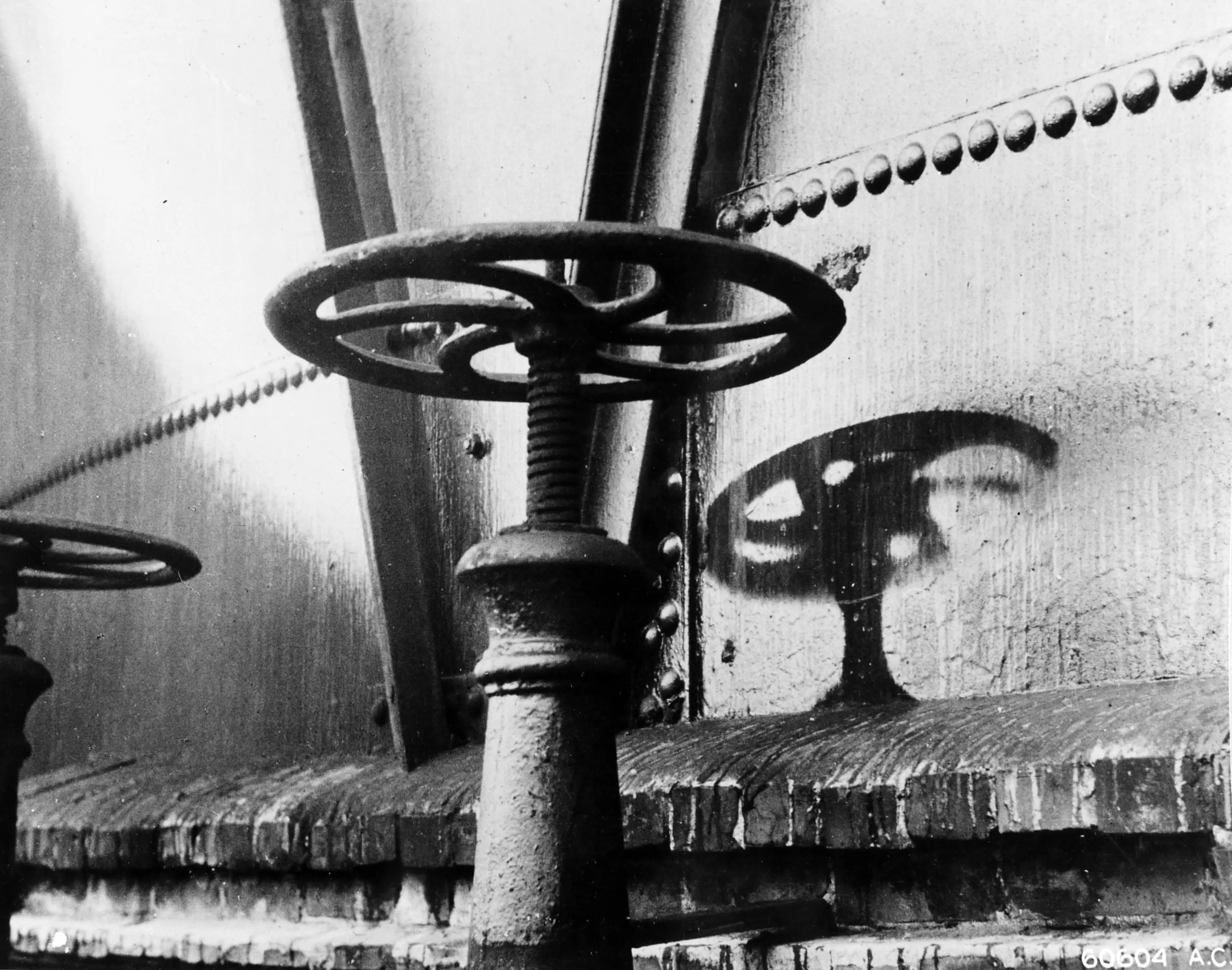 Тени Хиросимы Тени Хиросимы