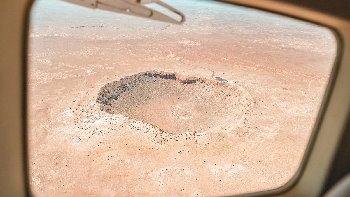 Земля теряет свои старейшие ударные кратеры, оставленные древними астероидами Земля теряет свои старейшие ударные кратеры, оставленные древними астероидами