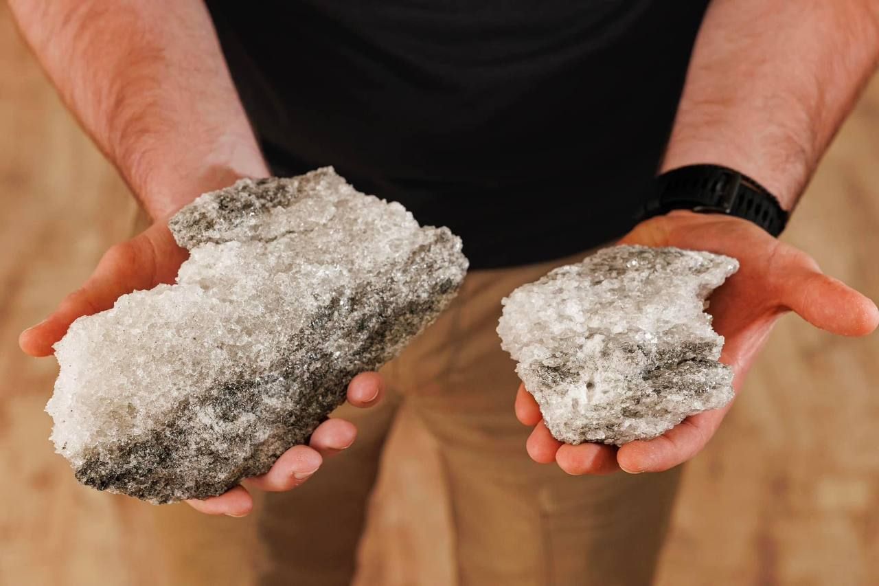 В Закарпатье добыли первую соль из Тереблянского месторождения В Закарпатье добыли первую соль из Тереблянского месторождения