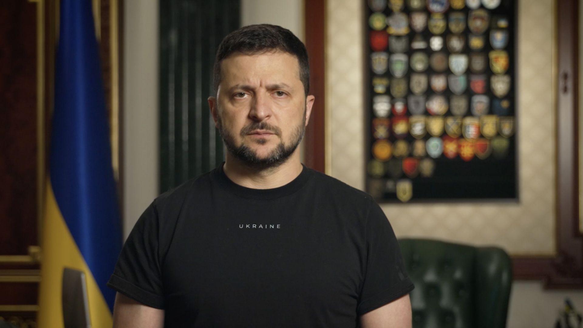 Зеленський 6 серпня звернувся до українців Зеленський 6 серпня звернувся до українців