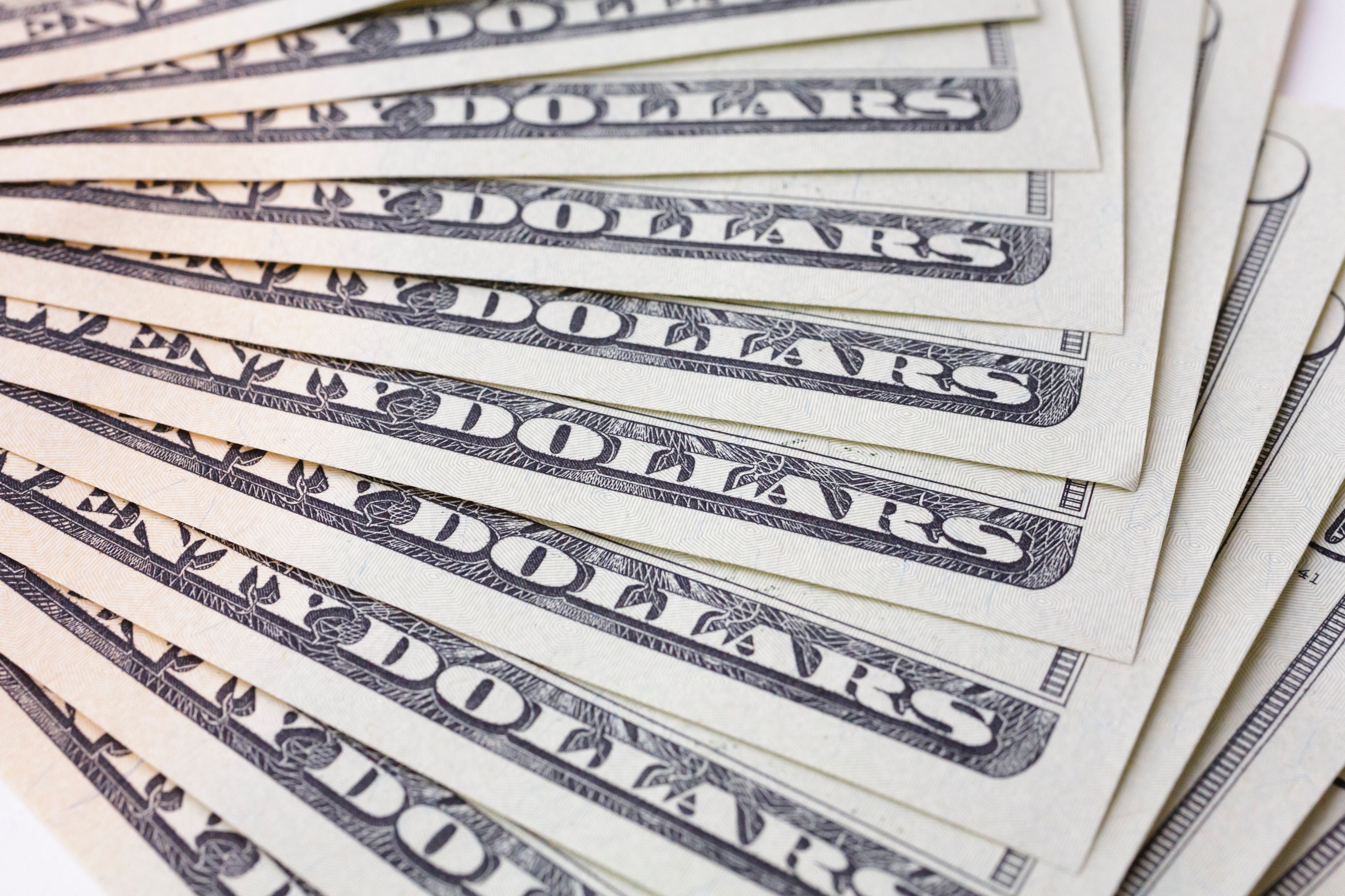 Зниження курсу долара Зниження курсу долара