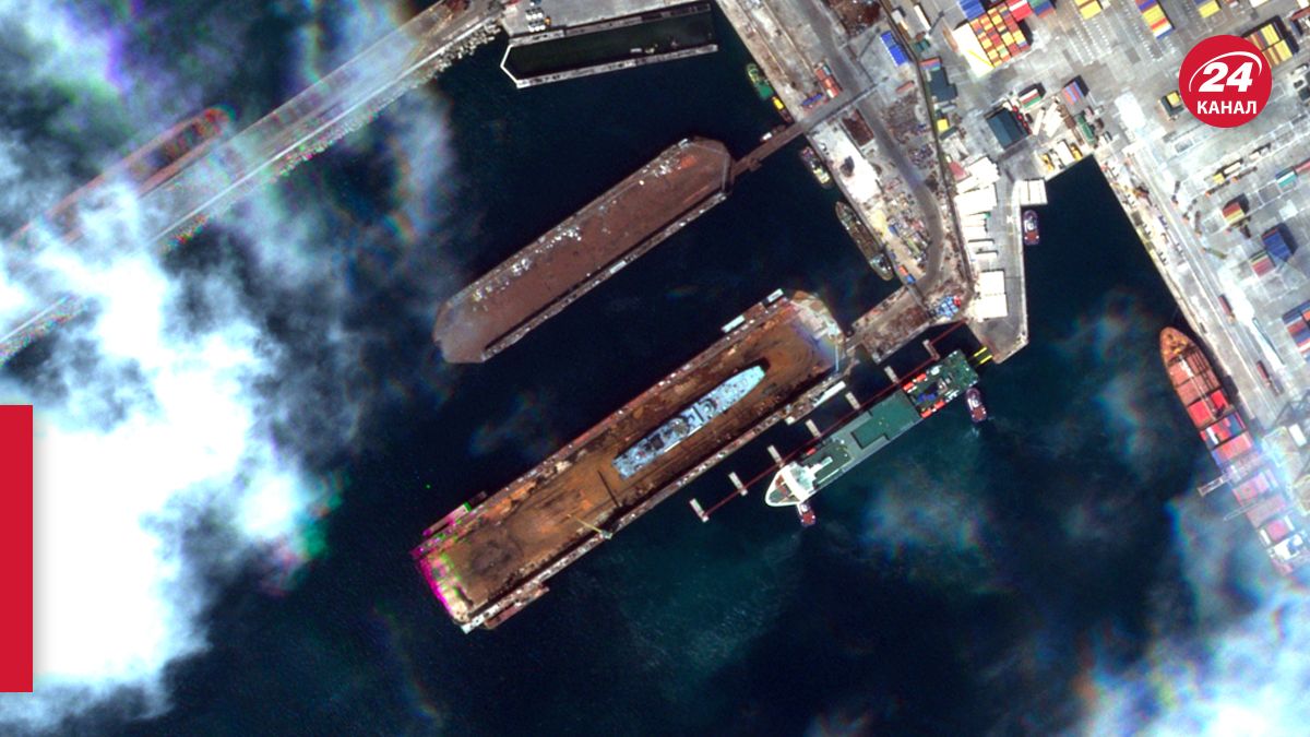 Пошкоджений Оленегорський горняк в порту в Новоросійську Пошкоджений Оленегорський горняк в порту в Новоросійську