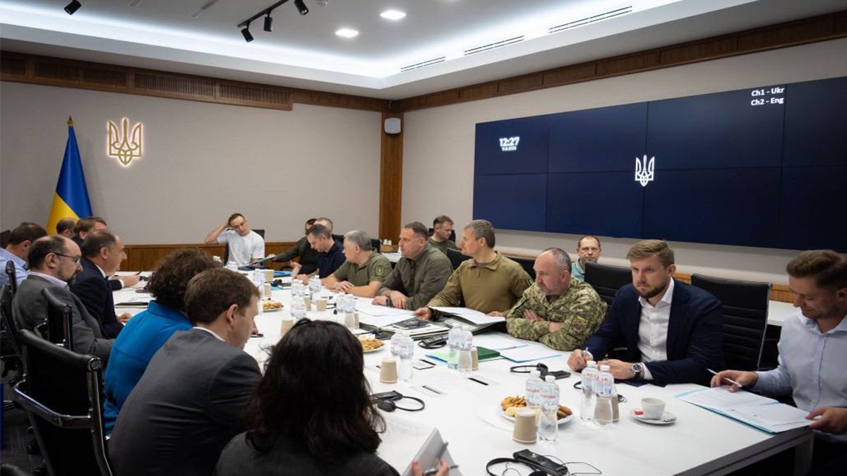 Україна розпочала перемовини з Великою Британією Україна розпочала перемовини з Великою Британією