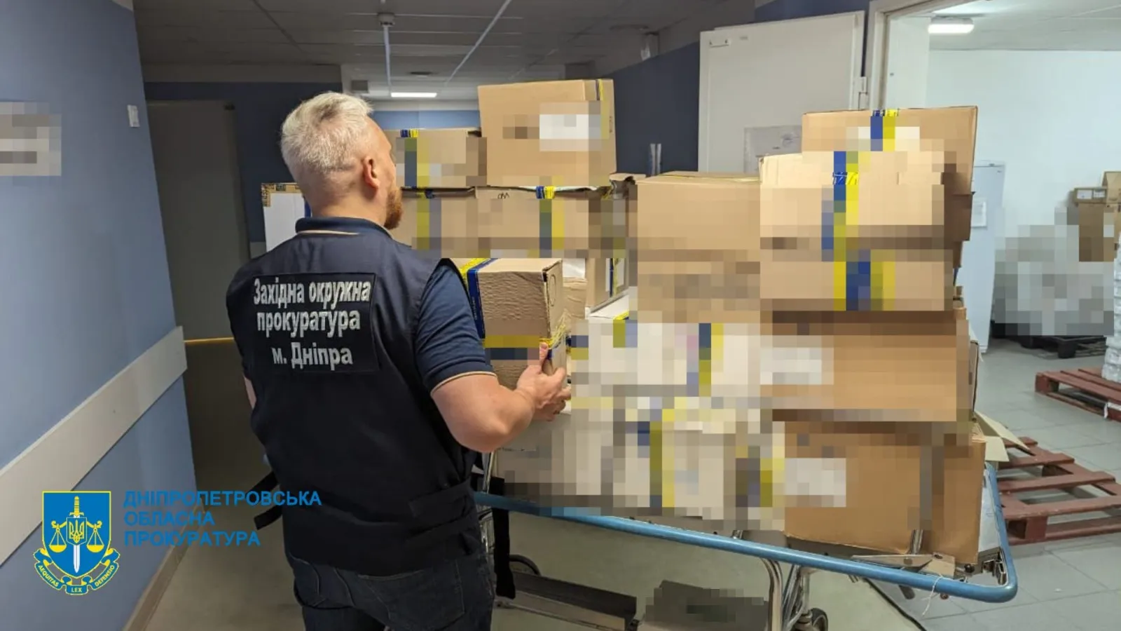 Усім кололи однаковий препарат: у Дніпрі помер 11-річний хлопчик, ще 10 пацієнтів постраждали Усім кололи однаковий препарат: у Дніпрі помер 11-річний хлопчик, ще 10 пацієнтів постраждали