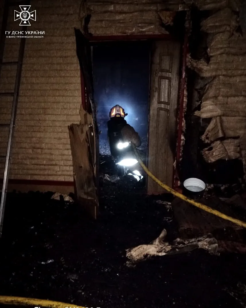 Пожар в доме-церкови УПЦ МП обуздали ртучи