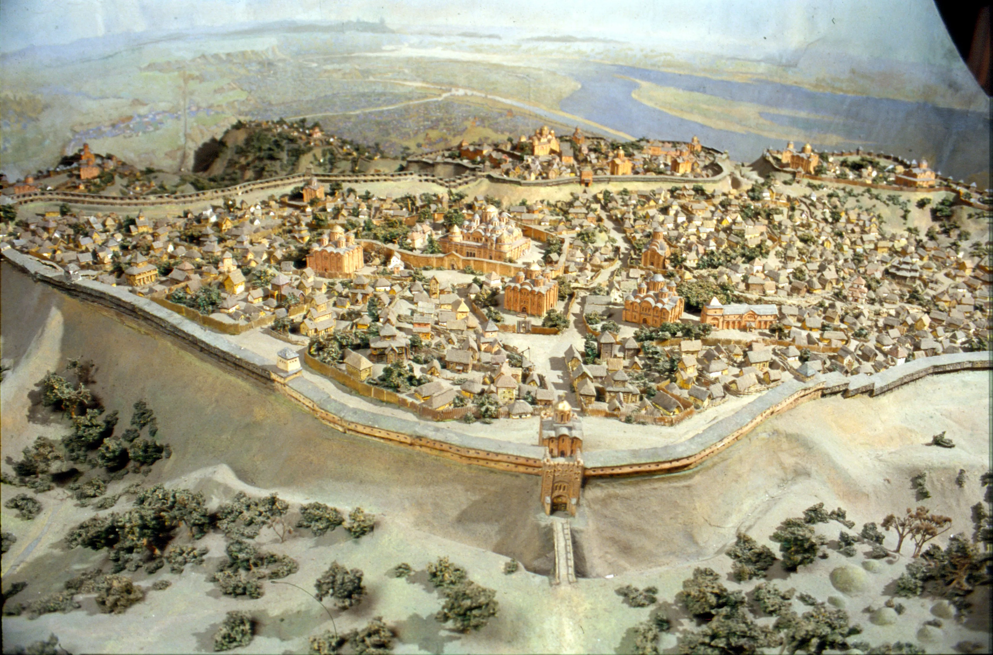 Середньовічний Київ Середньовічний Київ