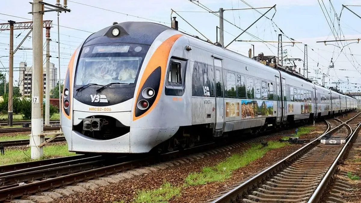 УЗ внесла изменения в расписание на фоне ремонта путей в Перемышле УЗ внесла изменения в расписание на фоне ремонта путей в Перемышле