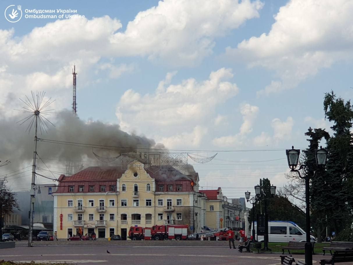 Ракетний удар по Чернігову 19 серпня Ракетний удар по Чернігову 19 серпня