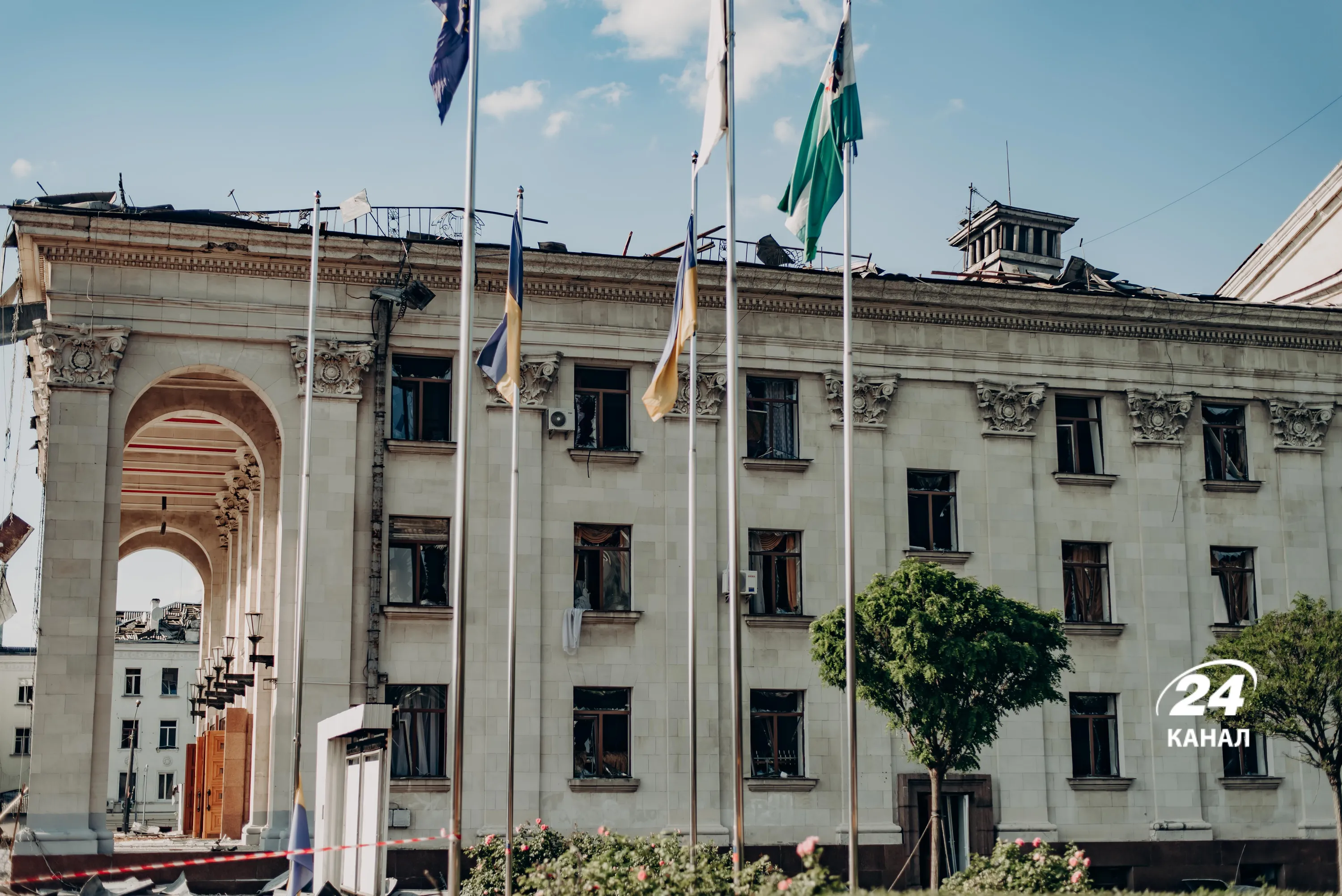 Терористичний удар по Чернігову: що відбувається на місці ворожої атаки – ексклюзивний репортаж