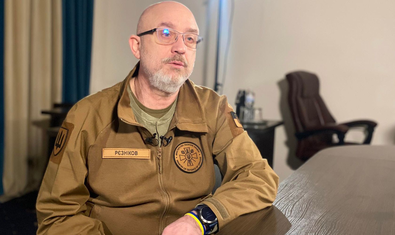 Алексей Резников рассказал детали закупок одежды для военных Алексей Резников рассказал детали закупок одежды для военных