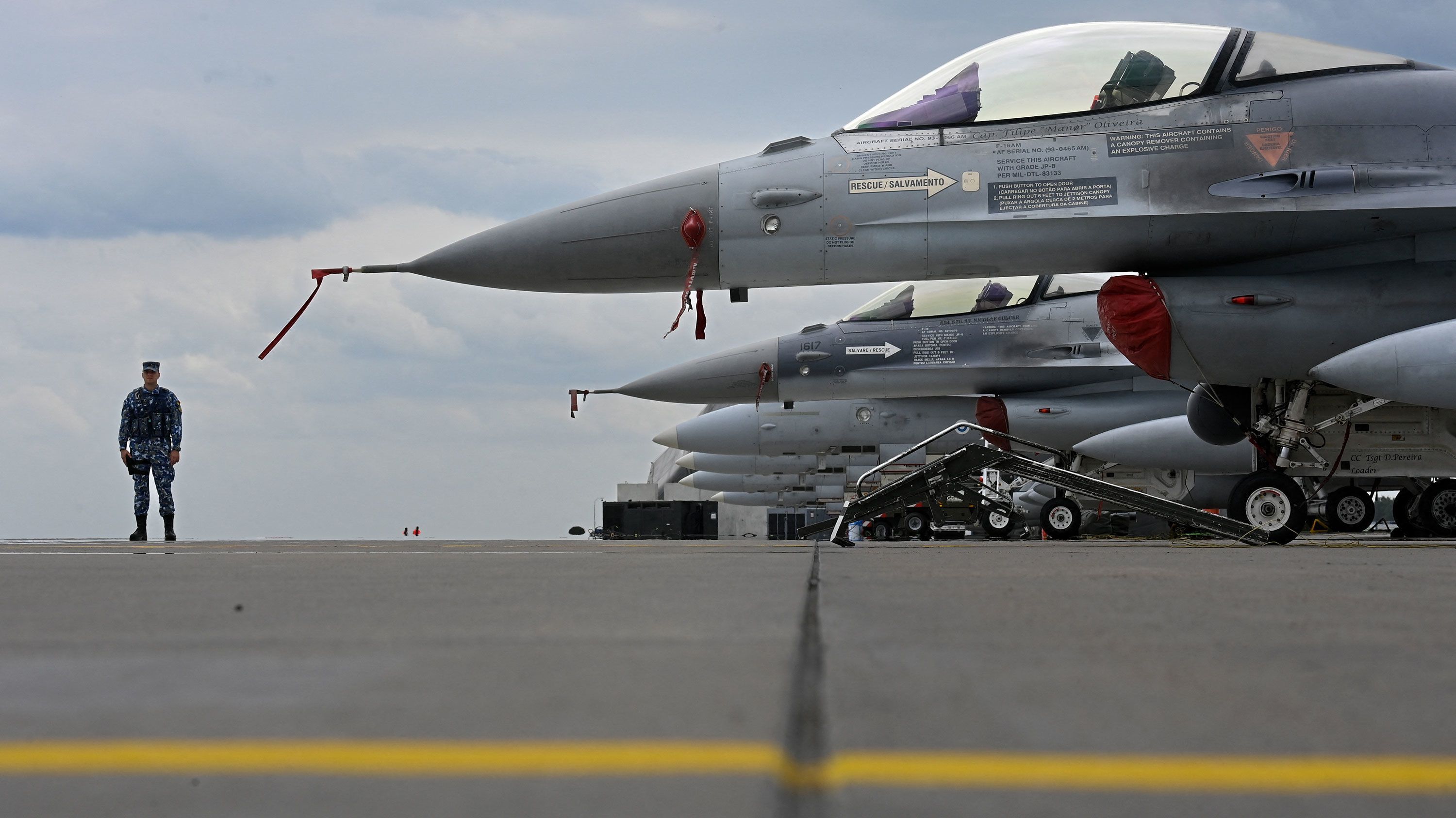 Нидерланды и Дания могут быть первыми и не последними, кто даст Украине F-16