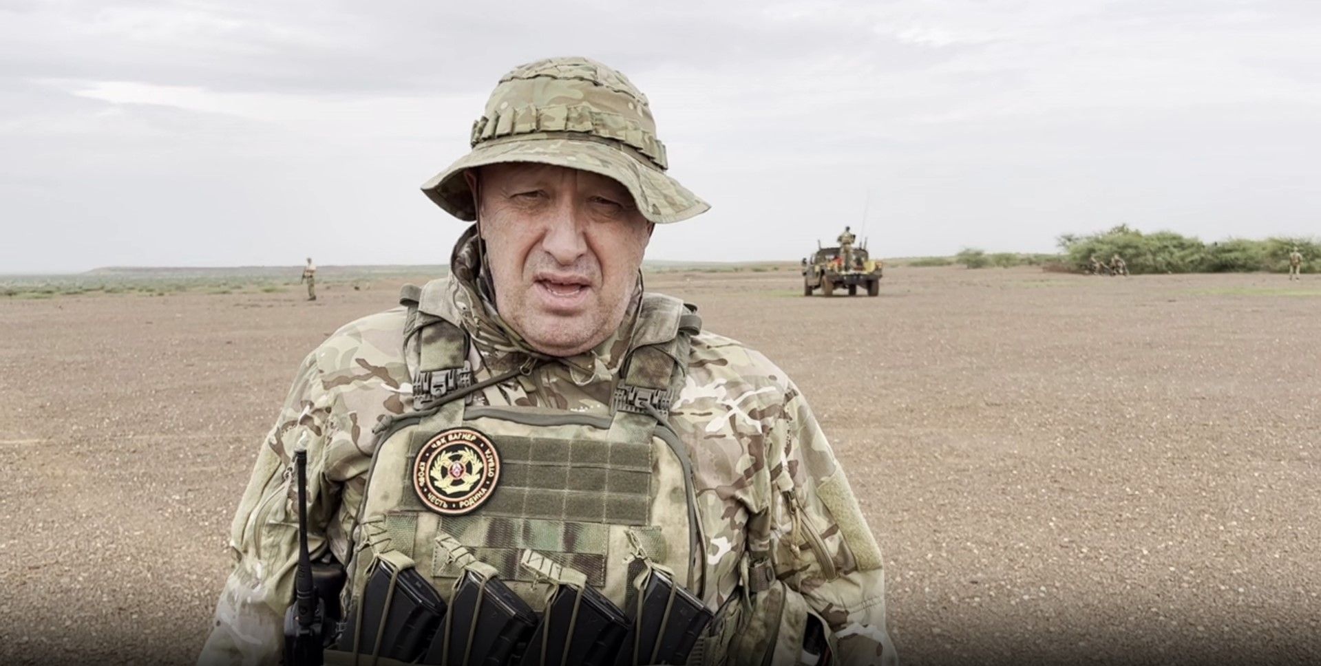 Євгеній Пригожин вийшов на зв'язок й записав відео з Африки Євгеній Пригожин вийшов на зв'язок й записав відео з Африки