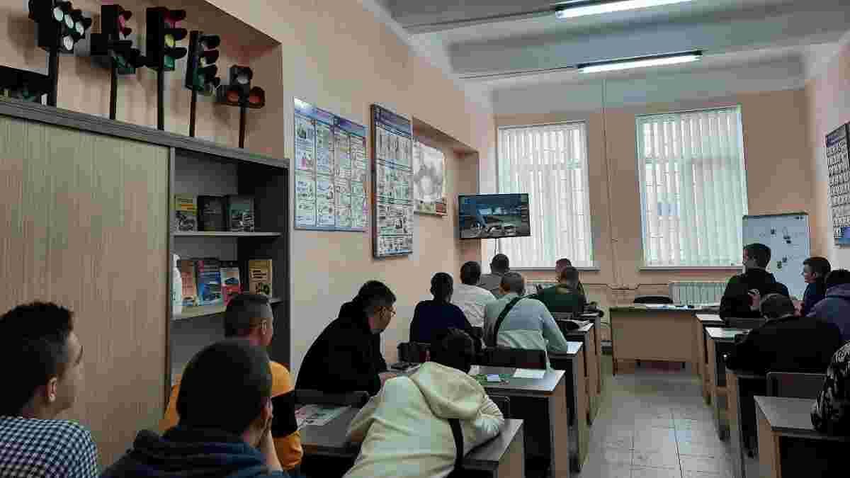 Чи призивають студентів на службу і чи вступають дорослі чоловіки у виші - мобілізація Чи призивають студентів на службу і чи вступають дорослі чоловіки у виші - мобілізація