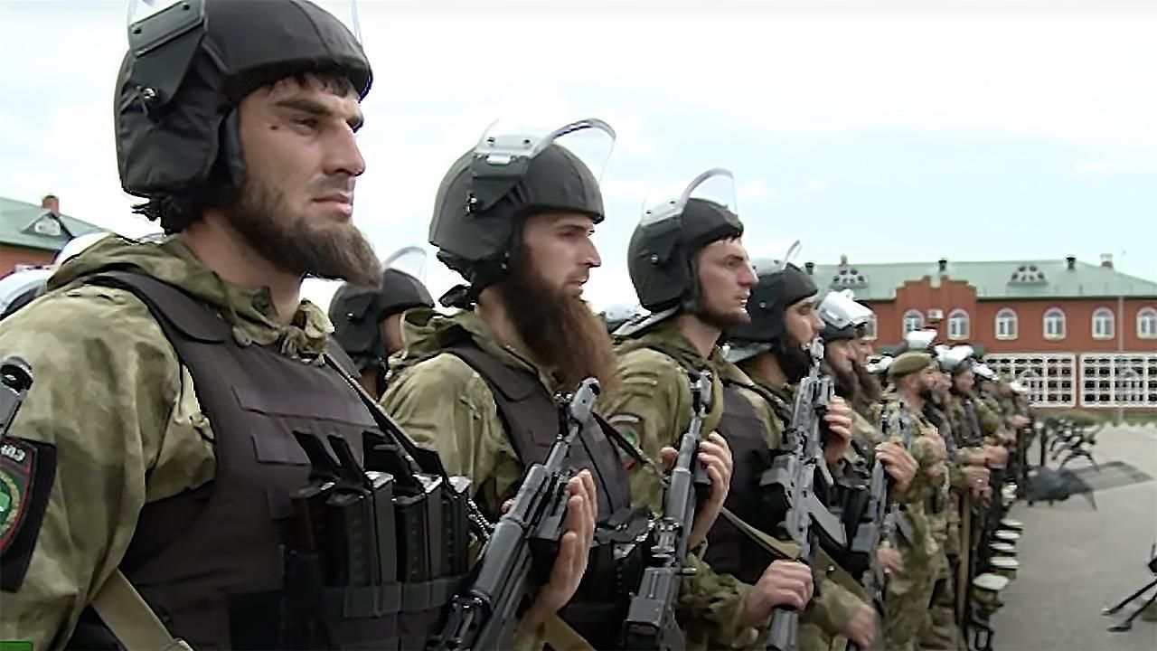 В Мариуполе возник конфликт между кадыровцами и полицаями - Андрющенко рассказал детали - 24 Канал В Мариуполе возник конфликт между кадыровцами и полицаями - Андрющенко рассказал детали - 24 Канал