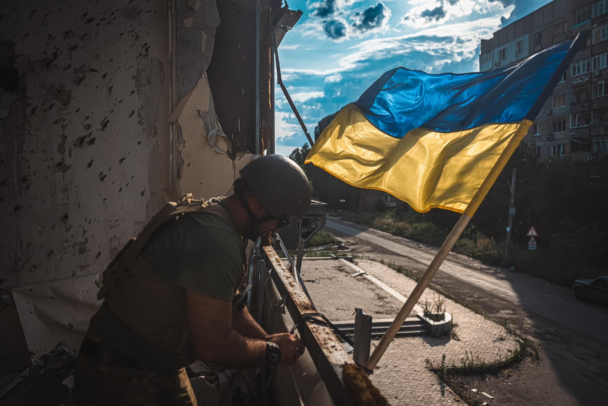 Українські військові знищують російських ворогів