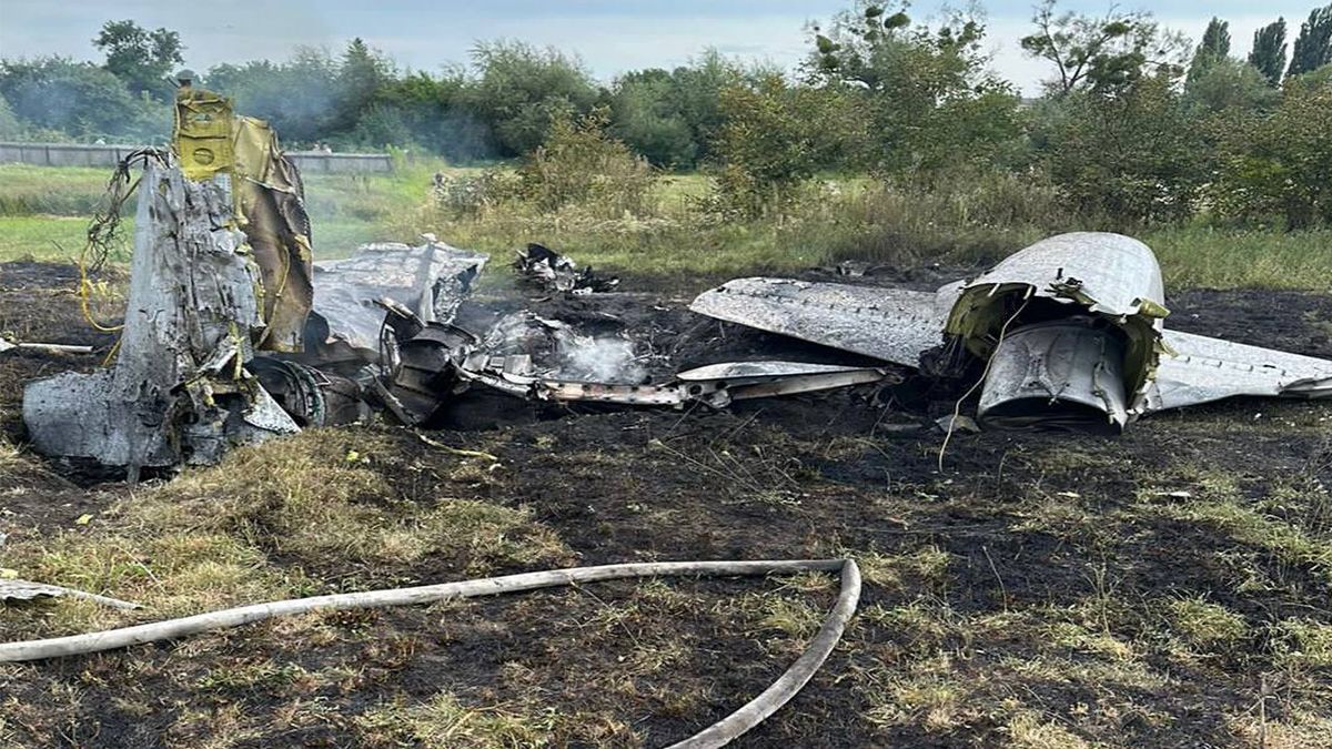 Погибли 3 пилота: в ГБР расследуют столкновение двух самолетов в Житомирской области - 24 Канал