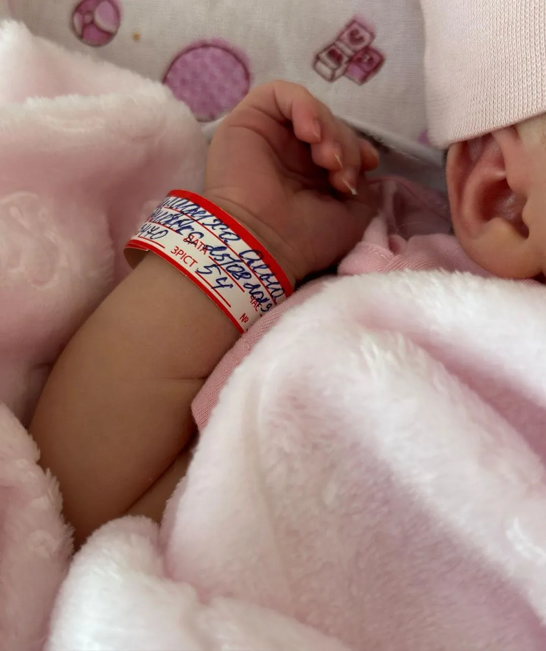 Саладуха вдруге стала мамою Саладуха вдруге стала мамою