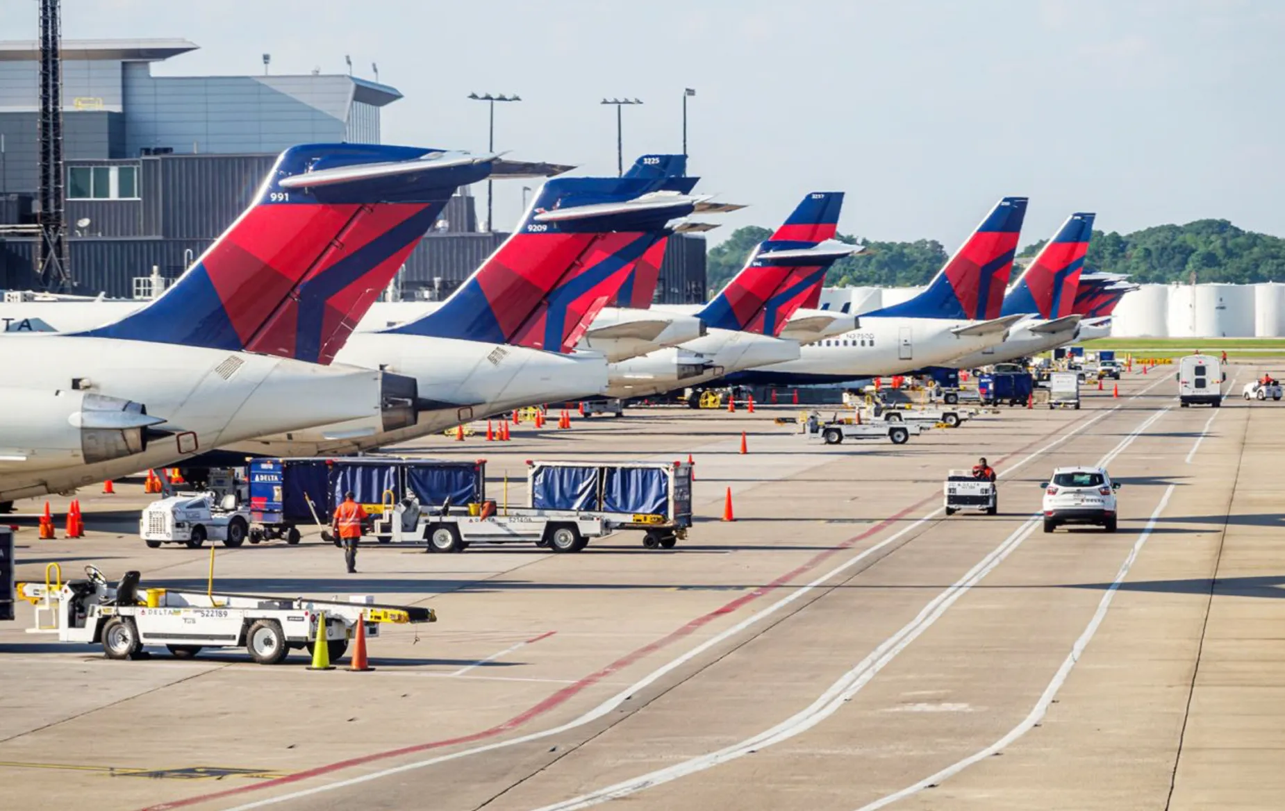 Міжнародний аеропорт Хартсфілд-Джексон в Атланті є найбільш завантаженим у світі