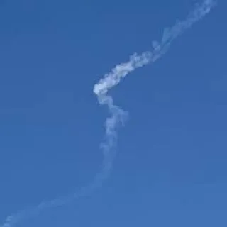 Дым в небе в Евпатории. Дым в небе в Евпатории.