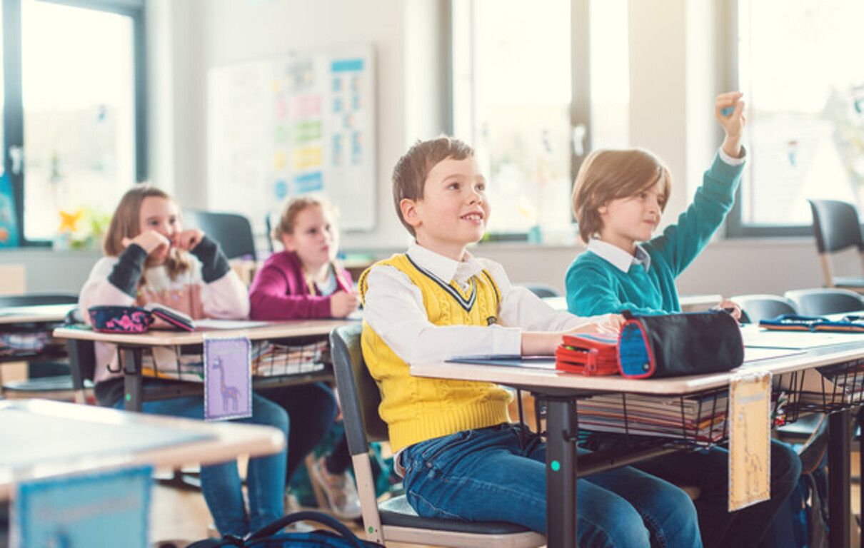 1 вересня - сценарій свята на День знань, який запам'ятають батьки і діти 1 вересня - сценарій свята на День знань, який запам'ятають батьки і діти