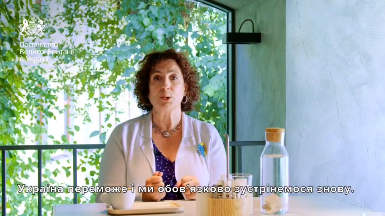 Мелінда Сіммонс звернулася до українців Мелінда Сіммонс звернулася до українців