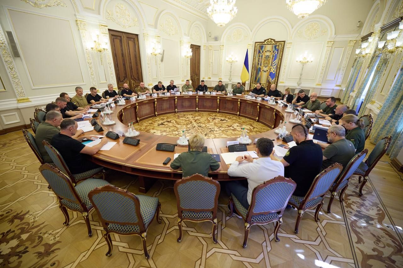 Зеленский приказал пересмотреть решения ВВК с 24 февраля, которые могут быть сфальсифицированы - 24 Канал Зеленский приказал пересмотреть решения ВВК с 24 февраля, которые могут быть сфальсифицированы - 24 Канал