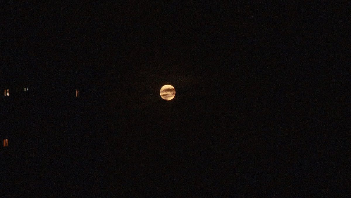 Вторая полная Луна Августа