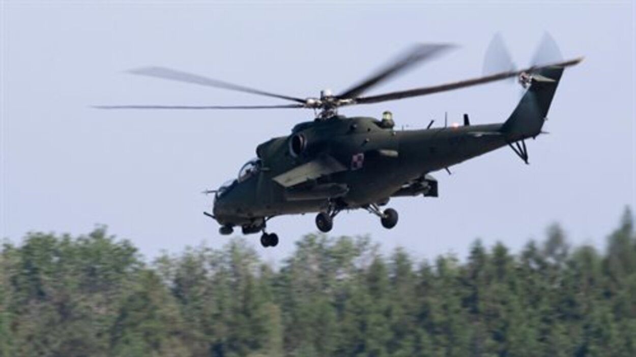 Польский вертолет залетел в Беларусь - в Варшаве ответили на обвинения - детали - 24 Канал