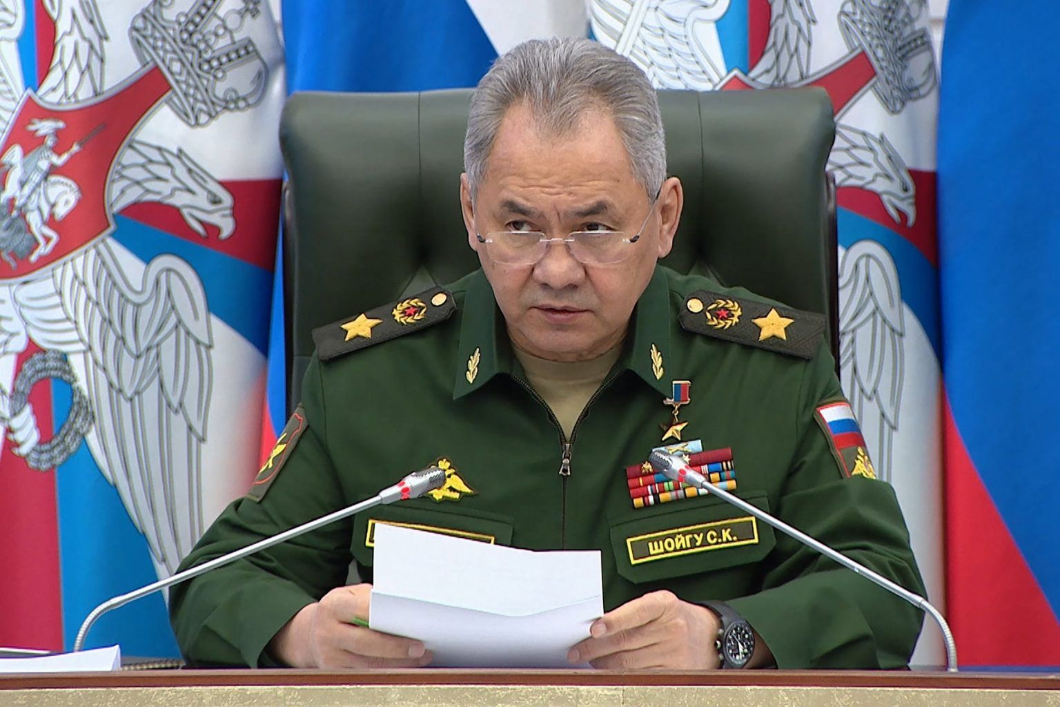 Сєргєй Шойгу осоромився, не зумівши додати 6+6 Сєргєй Шойгу осоромився, не зумівши додати 6+6