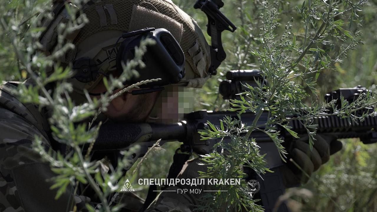 Высшее военно-политическое руководство поздравило разведчиков с их днем 7 сентября Высшее военно-политическое руководство поздравило разведчиков с их днем 7 сентября