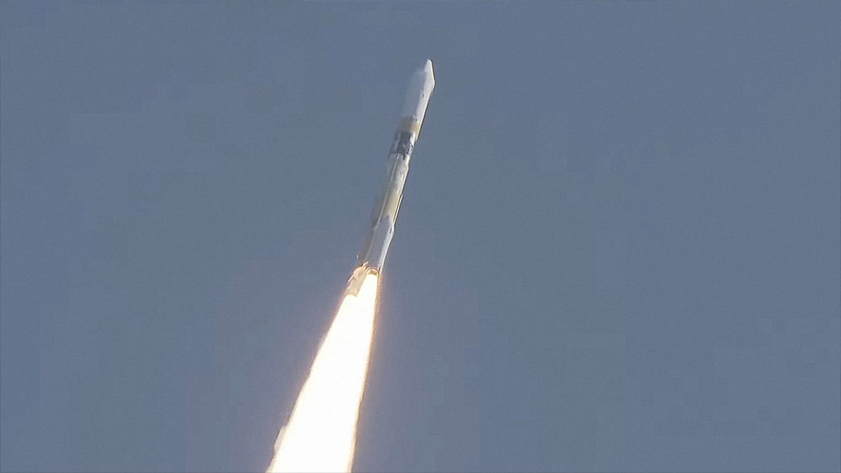 Япония станет следующей страной, которая попытается посадить зонд на Луну Япония станет следующей страной, которая попытается посадить зонд на Луну