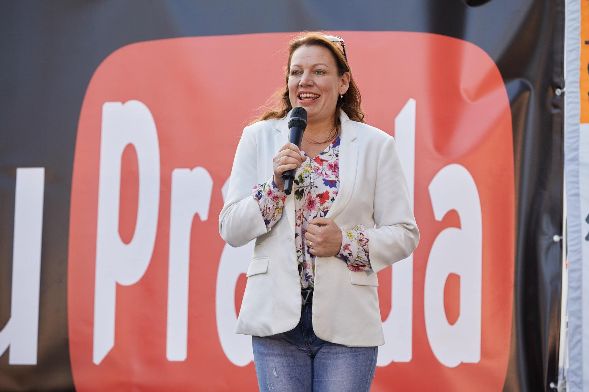 Угорську пропагандистку Анжелу Фюшші не впустили в Україну - деталі Угорську пропагандистку Анжелу Фюшші не впустили в Україну - деталі