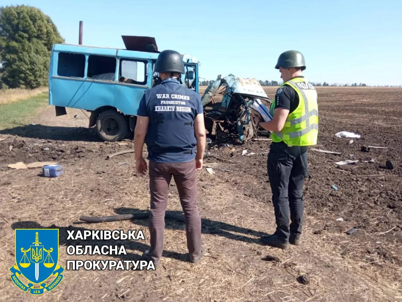 На Харківщині водій загинув, а пасажирка отримала поранення після підриву автівки