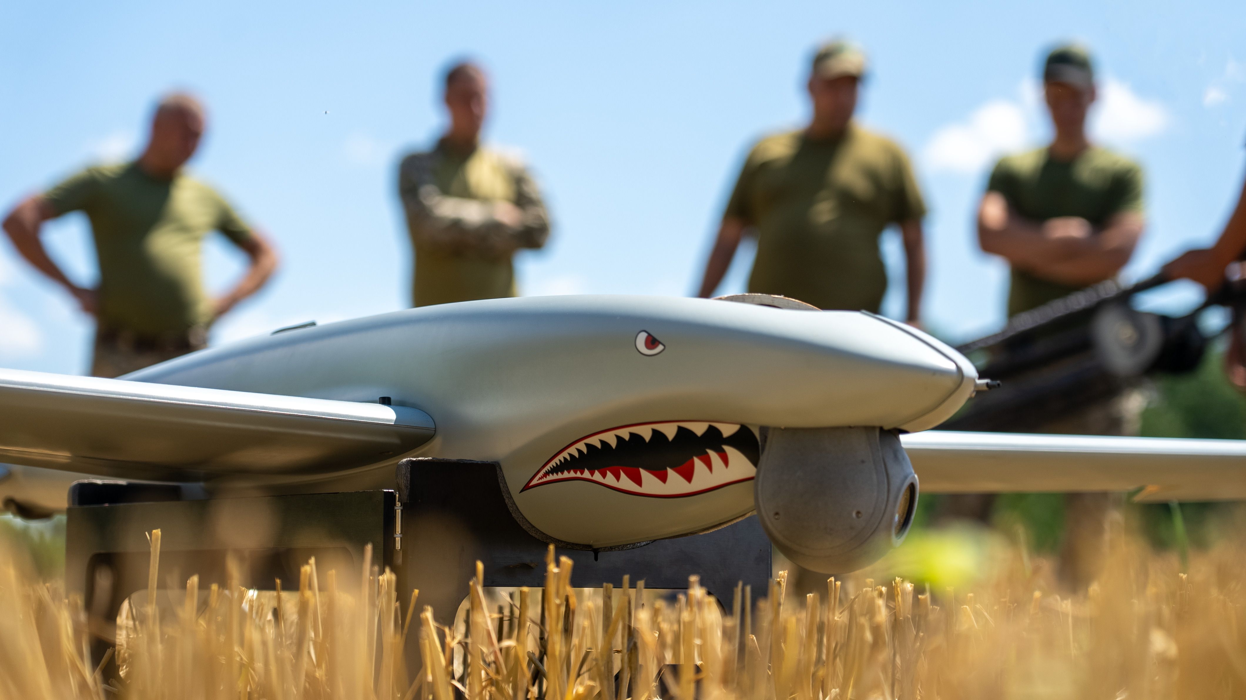 ОККО і "Повернись живим" передали силам оборони усі 25 розвідкомплексів "ШАРК" ОККО і "Повернись живим" передали силам оборони усі 25 розвідкомплексів "ШАРК"