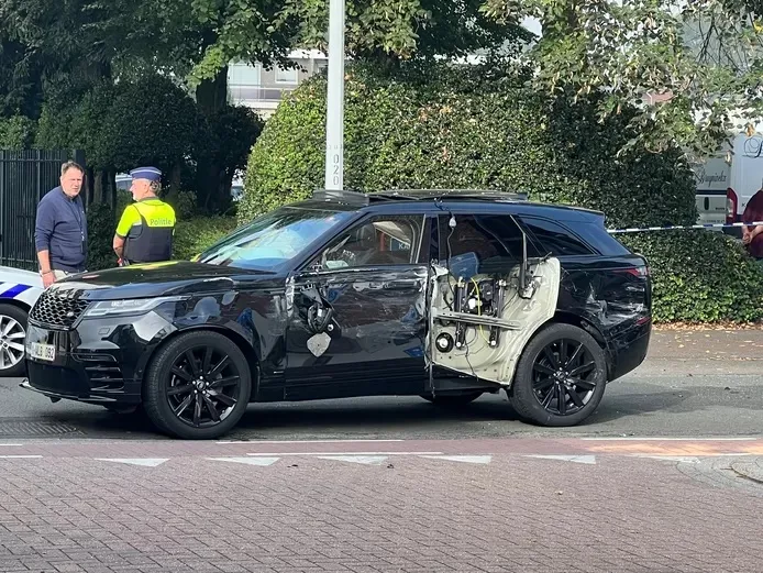 Бельгийский велогонщик вызвал ДТП Бельгийский велогонщик вызвал ДТП