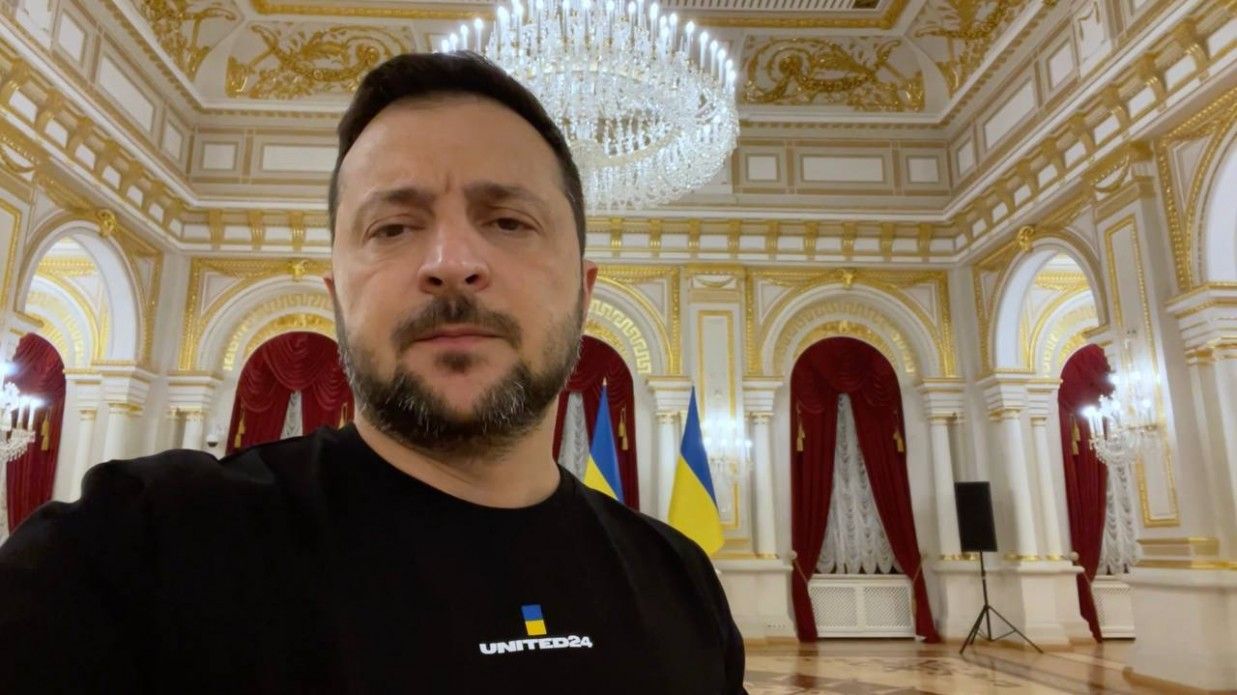 Зеленский обратился к украинцам 13 сентября Зеленский обратился к украинцам 13 сентября