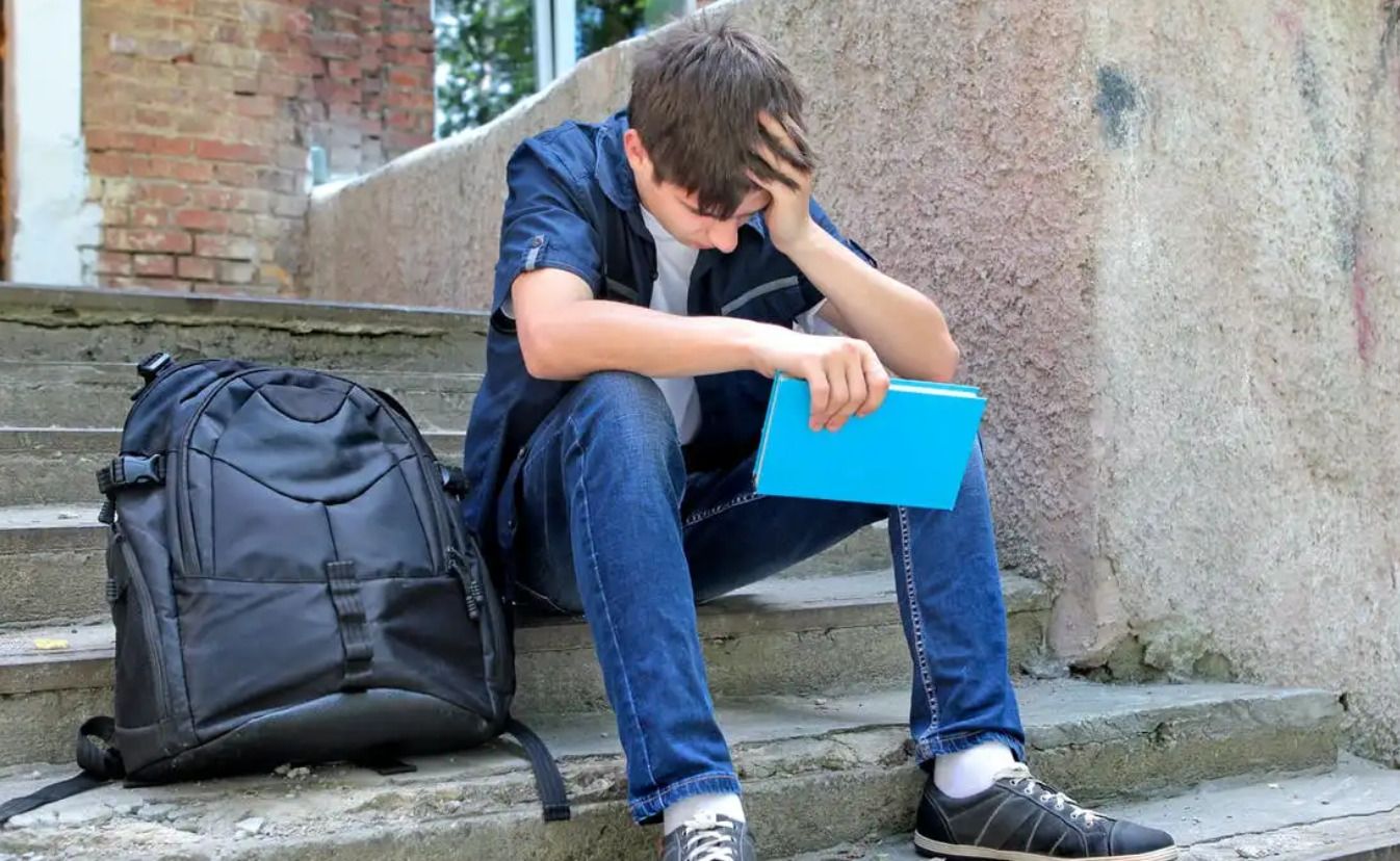 Чи має право вчитель вигнати учня з уроку - як у такі ситуації реагувати батькам Чи має право вчитель вигнати учня з уроку - як у такі ситуації реагувати батькам