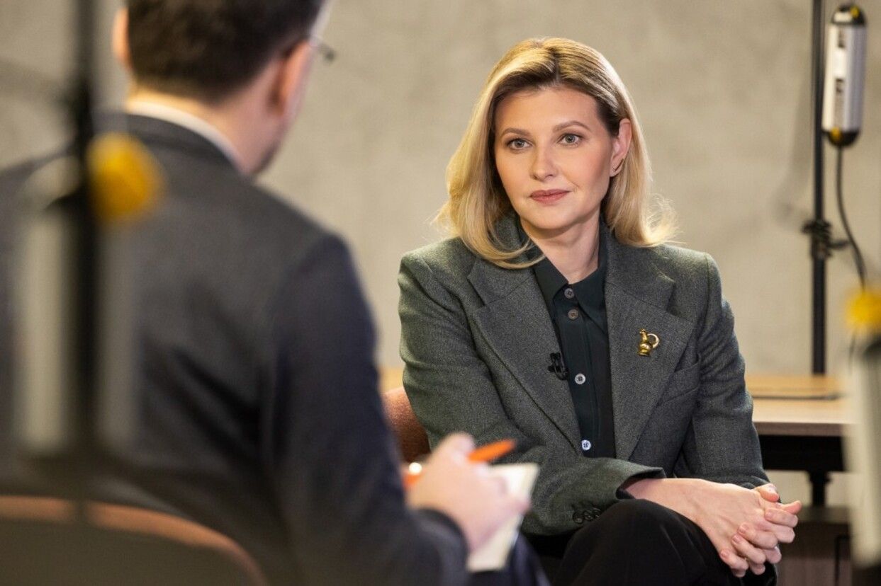 Зеленская выступила за равную оплату труда женщин и мужчин в Украине Зеленская выступила за равную оплату труда женщин и мужчин в Украине