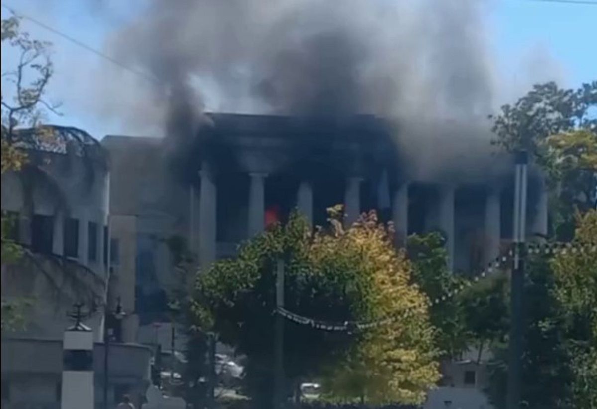 У Криму паніка та виють сирени: окупанти згадали про укриття і бояться повторних ударів - 24 Канал У Криму паніка та виють сирени: окупанти згадали про укриття і бояться повторних ударів - 24 Канал