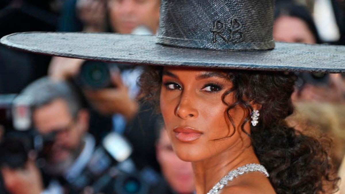 Есть ли в украинском языке слово крысы и что означает широкополый Есть ли в украинском языке слово крысы и что означает широкополый