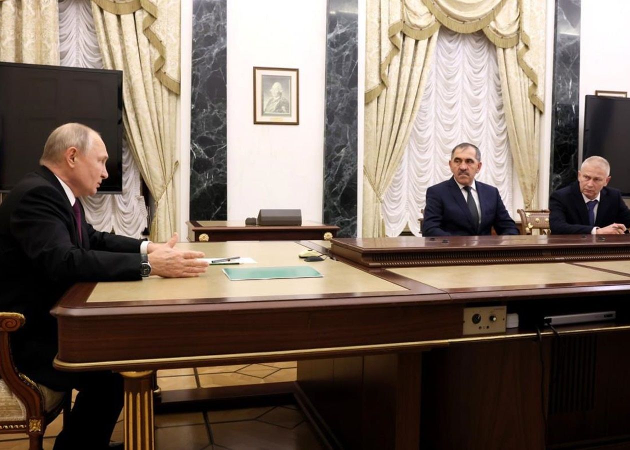 А де кадрові військові: Путін доручив ексглаві "Вагнера" сформувати добровольчі підрозділи - 24 Канал А де кадрові військові: Путін доручив ексглаві "Вагнера" сформувати добровольчі підрозділи - 24 Канал