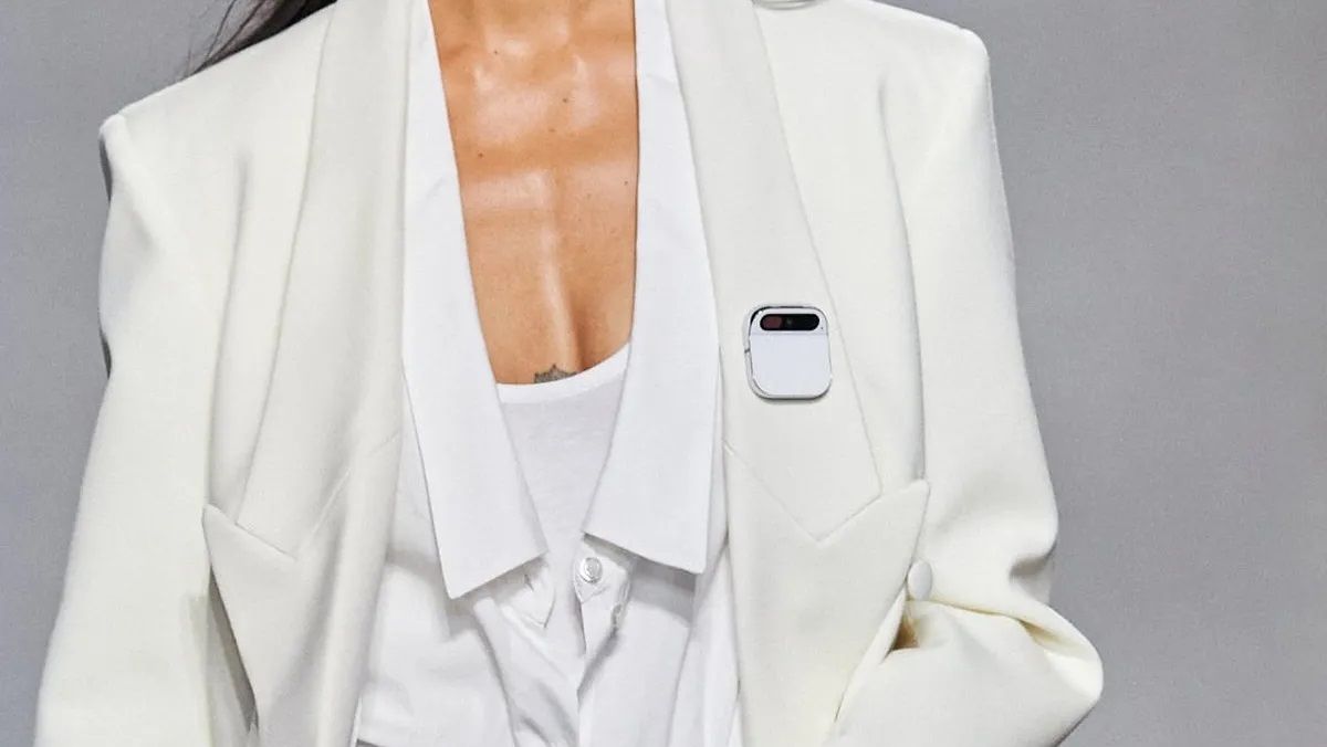 Humane Ai Pin Humane Ai Pin