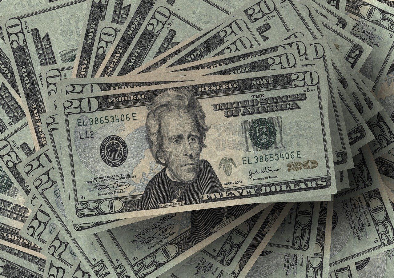 Долар в банках - де купити валюту вигідно - готівковий курс 3 жовтня 