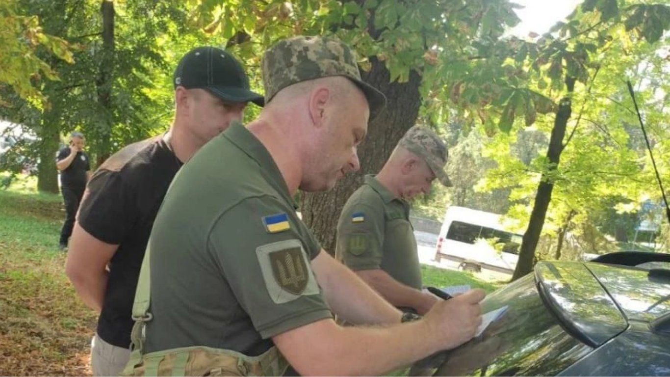 Мобилизация в Украине, вручение повестки