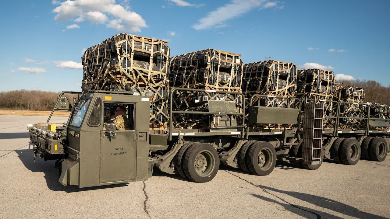 США планируют объявить новый пакет военной помощи Украине США планируют объявить новый пакет военной помощи Украине