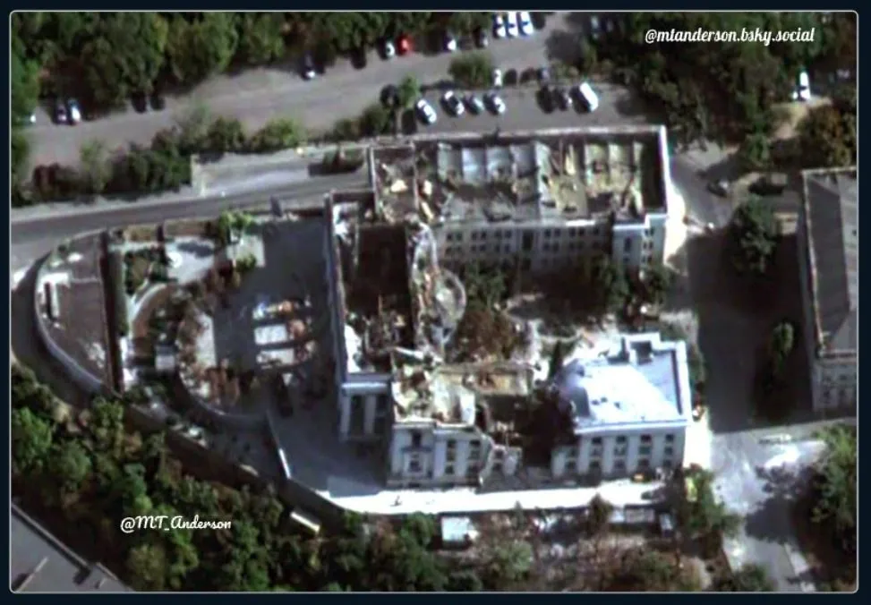 разрушено здание штаба российского флота